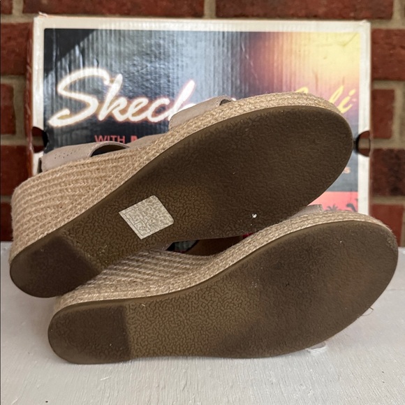 Skechers with Memory Foam Indigo Sky River Double Natural Wedges - Picture 5 of 7